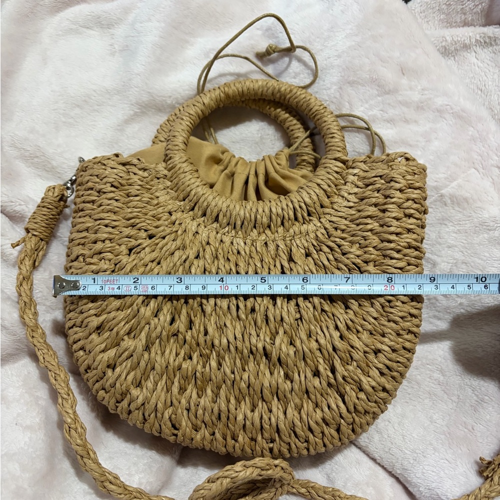 Chic Tan raffia summer Handbag - Picture 8 of 10